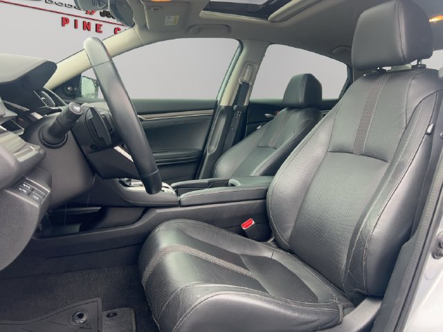 Used 2020 Honda Civic Touring image 14