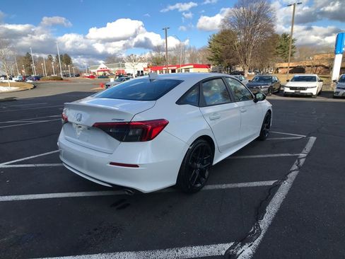 Certified 2024 Honda Civic Sport image 13