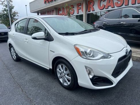 Used 2017 Toyota Prius C Three FWD image 1