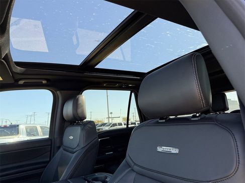 New 2025 Ford Expedition Platinum w/ Stealth Appearance Package image 50