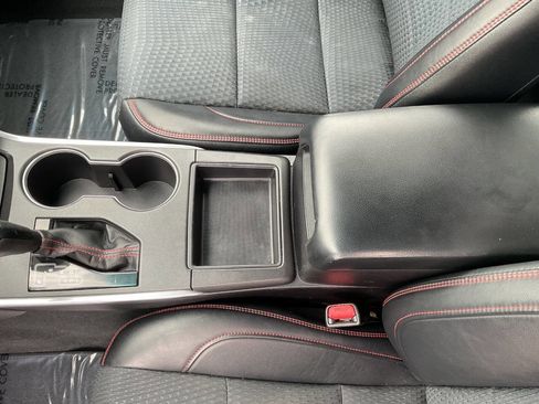 Used 2015 Toyota Camry SE FWD image 24