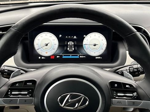 Used 2023 Hyundai Tucson Limited image 21