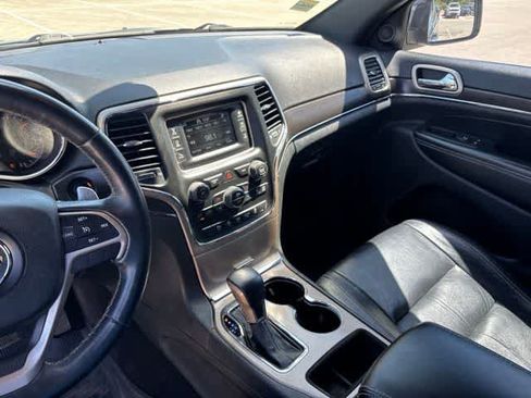 Used 2016 Jeep Grand Cherokee Limited RWD image 18