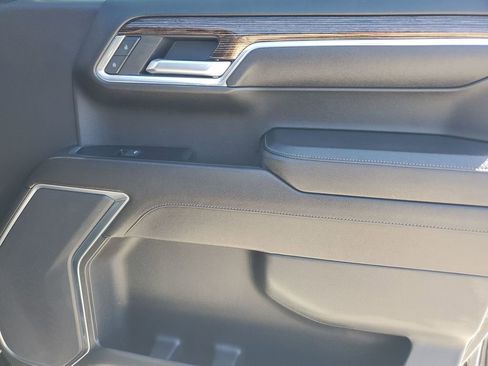 Used 2023 GMC Sierra 1500 Elevation image 45