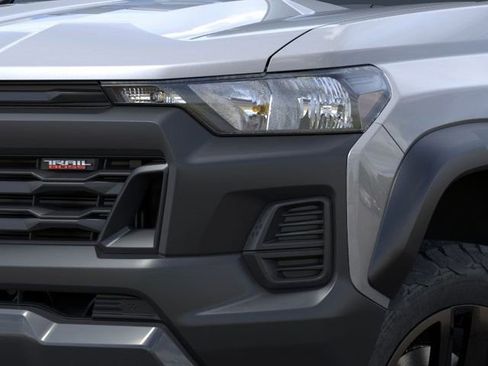 New 2025 Chevrolet Colorado Trail Boss w/ Midnight Edition image 12