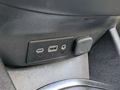 Used 2023 Chevrolet Malibu LT image 29