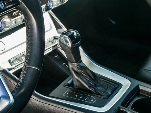 Used 2020 Audi Q3 2.0T Premium w/ Convenience Package image 18