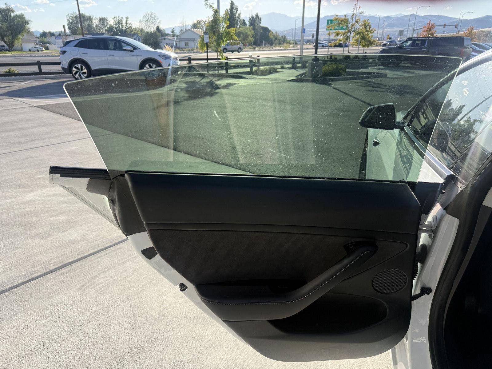 Used 2021 Tesla Model 3 Long Range AWD/4WD image 14