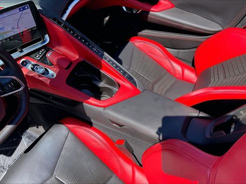 Certified 2021 Chevrolet Corvette 3LT w/ Z51 Performance Package image 18