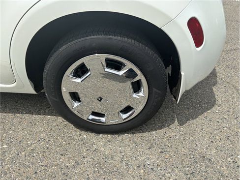 Used 2011 Nissan Cube 1.8 S w/ Exterior Accent Pkg image 9