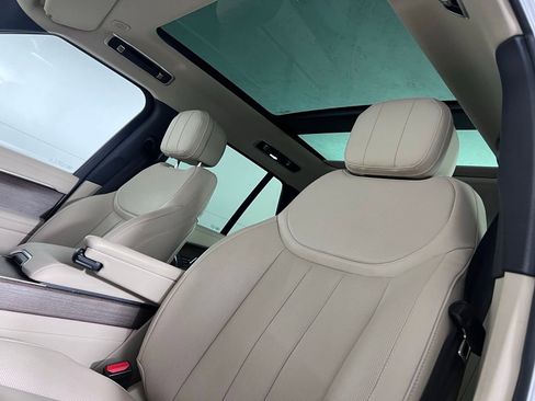 Used 2023 Land Rover Range Rover SE AWD/4WD image 5