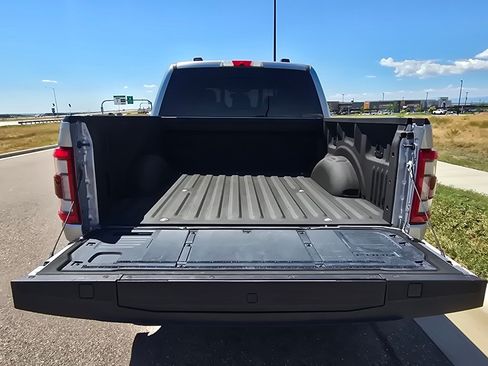 Used 2022 Ford F150 Lariat w/ Equipment Group 502A High AWD/4WD image 10