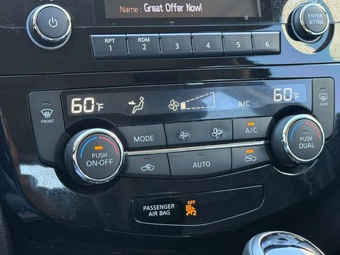 Used 2018 Nissan Rogue Sport SV image 23