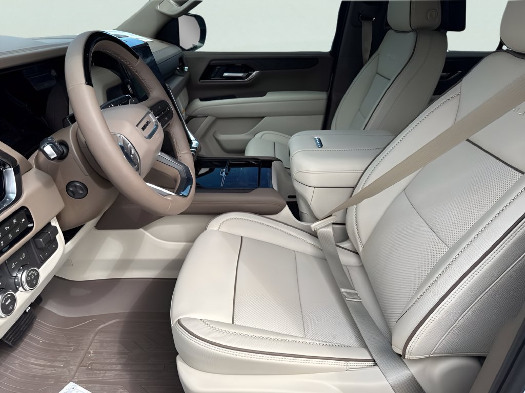 New 2026 GMC Yukon Denali w/ Denali Reserve Package AWD/4WD image 9