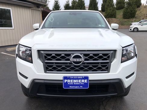 Used 2022 Nissan Frontier SV image 8