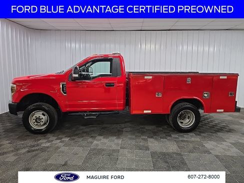 Certified 2019 Ford F350 4x4 Regular Cab DRW Super Duty image 6