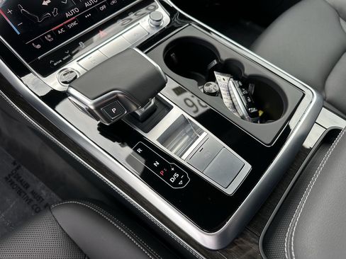 Used 2026 Audi Q8 Premium Plus AWD/4WD image 28