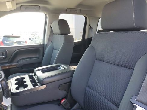 Used 2017 GMC Sierra 1500 SLE w/ SLE Value Package AWD/4WD image 5