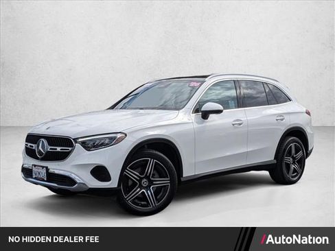 Certified 2026 Mercedes-Benz GLC 300 image 1