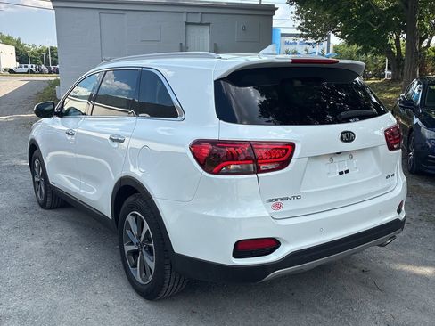 Used 2019 Kia Sorento EX AWD/4WD image 2