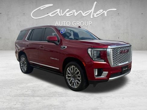 Used 2021 GMC Yukon Denali w/ Denali Premium Package AWD/4WD image 2