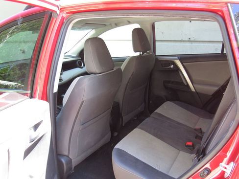 Used 2015 Toyota RAV4 XLE FWD image 13