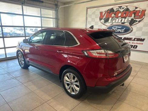 Used 2022 Ford Edge Titanium AWD/4WD image 4