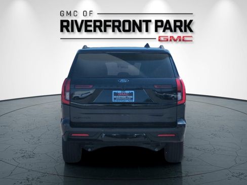 Used 2026 Ford Expedition Max Platinum w/ Stealth Appearance Package AWD/4WD image 4