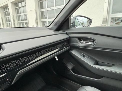 Used 2025 Honda Accord Sport image 18