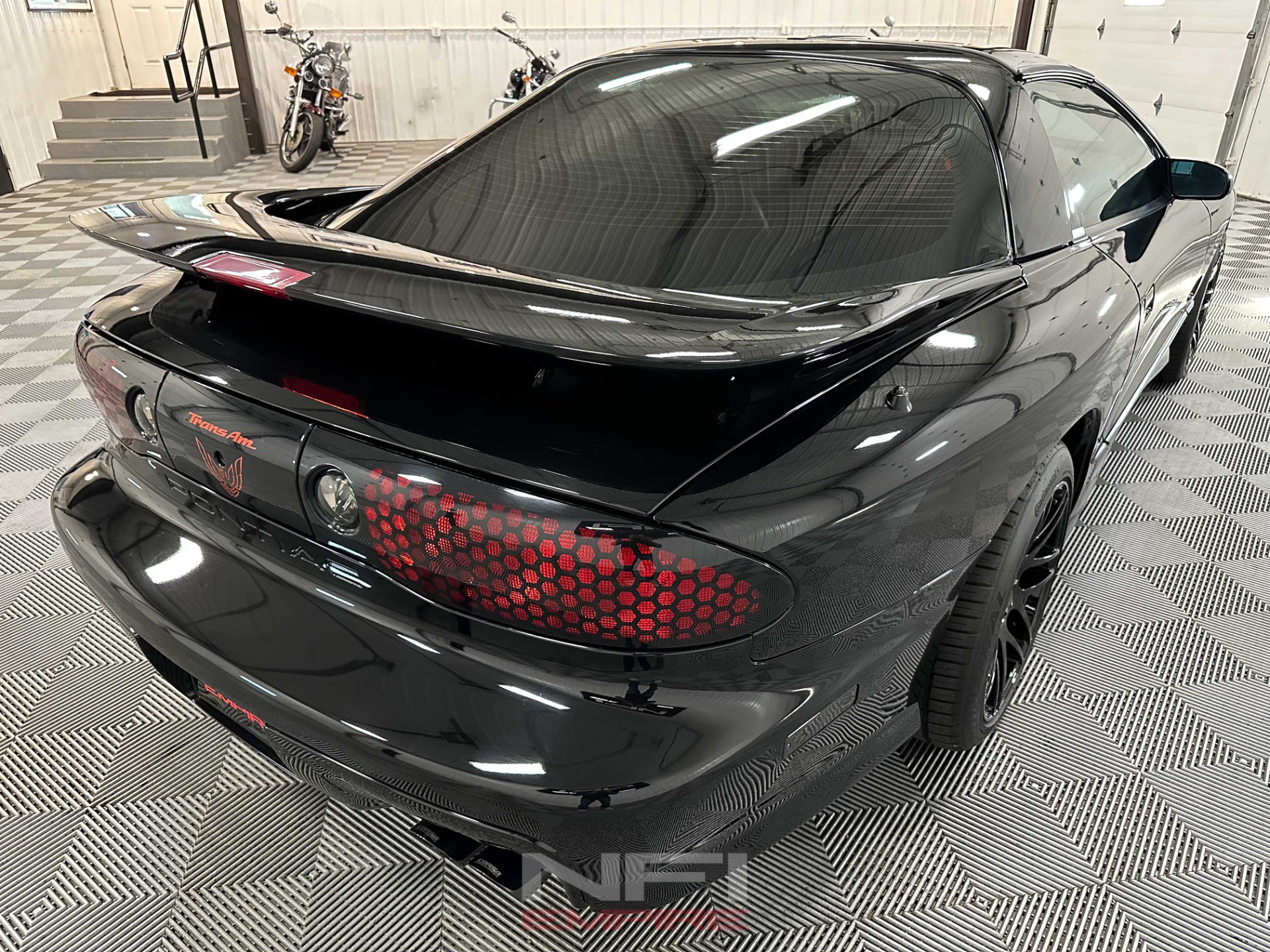 Used 1998 Pontiac Firebird Formula w/ Security Pkg RWD image 8