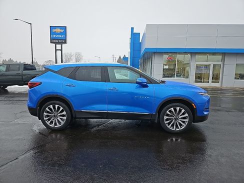 Used 2024 Chevrolet Blazer Premier w/ Driver Confidence II Package AWD/4WD image 2