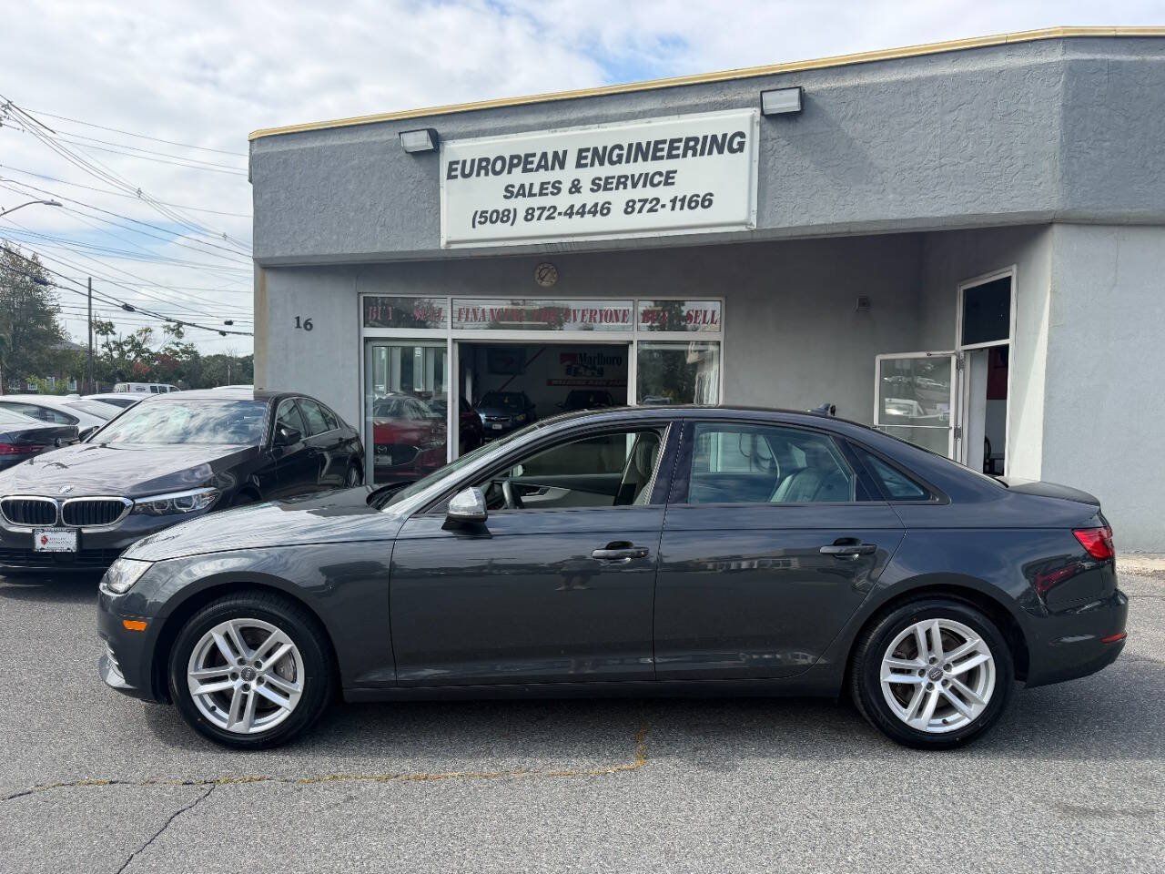 Used 2017 Audi A4 2.0T Premium w/ Convenience Package AWD/4WD image 4
