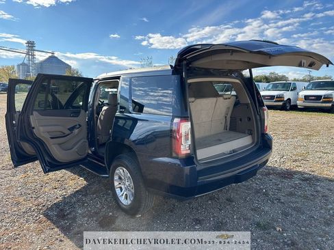 Used 2018 GMC Yukon SLT image 30