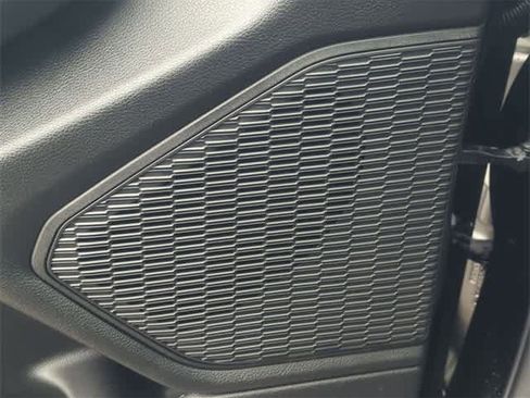 New 2025 Jeep Grand Cherokee Limited image 30