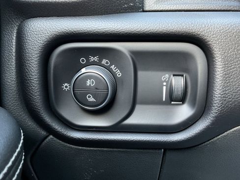 Used 2025 RAM 2500 Big Horn image 22