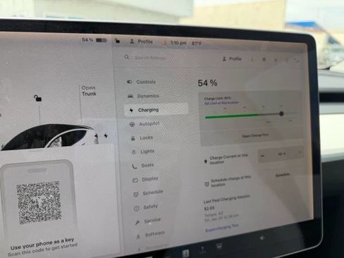 Used 2021 Tesla Model Y Performance image 17