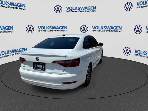 Used 2021 Volkswagen Jetta SE FWD image 14