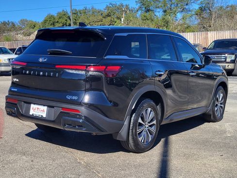 Used 2025 INFINITI QX60 Pure image 4