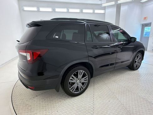 Used 2022 Honda Pilot Sport image 9