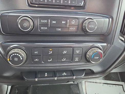 Used 2015 Chevrolet Silverado 2500 W/T w/ WT Convenience Package AWD/4WD image 13
