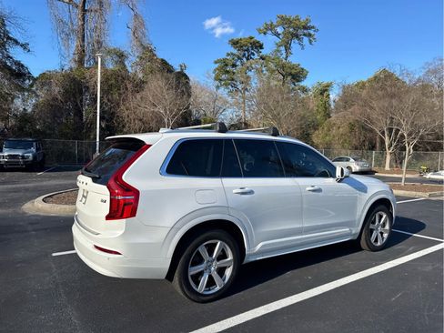 Certified 2023 Volvo XC90 B6 Core w/ Protection Package Premier image 20