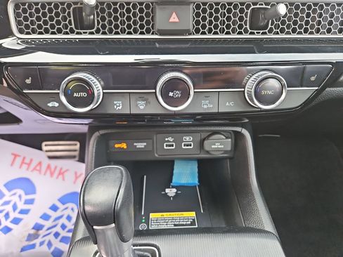 Used 2024 Honda Civic Sport Touring image 18