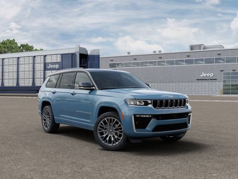 New 2026 Jeep Grand Cherokee L Summit image 5