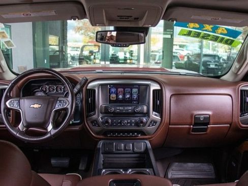 Used 2019 Chevrolet Silverado 2500 High Country w/ Duramax Plus Package image 15