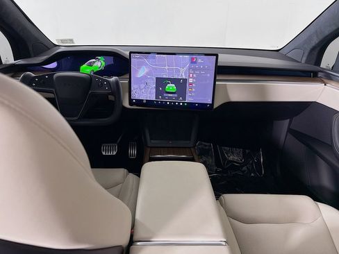Used 2023 Tesla Model X image 21