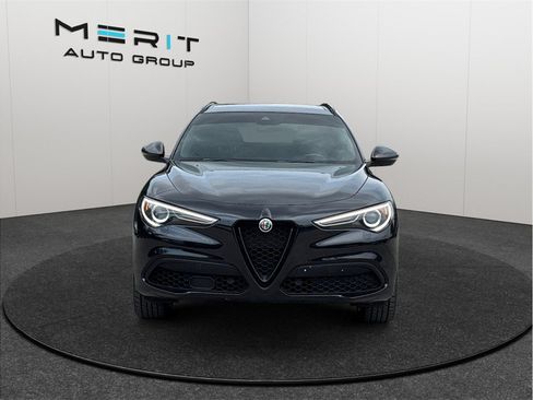 Used 2023 Alfa Romeo Stelvio Estrema AWD/4WD image 3