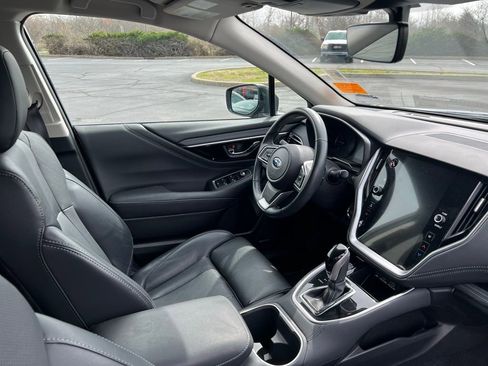 Used 2023 Subaru Outback Limited image 8