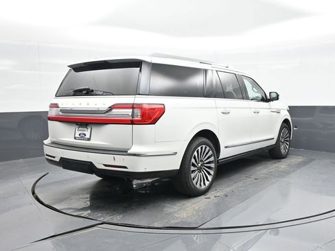 Used 2021 Lincoln Navigator L Reserve w/ Luxury Package image 7