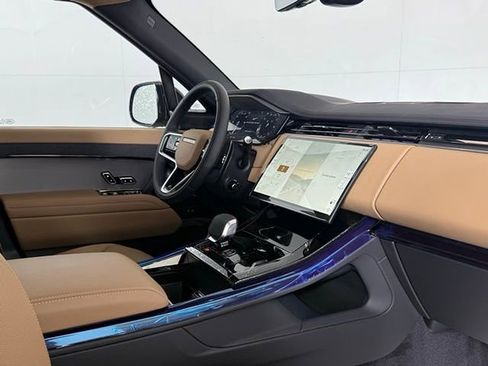New 2026 Land Rover Range Rover Sport SE image 18