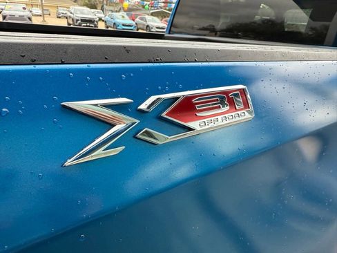 Used 2022 GMC Sierra 1500 Elevation w/ X31 Off-Road Package image 39